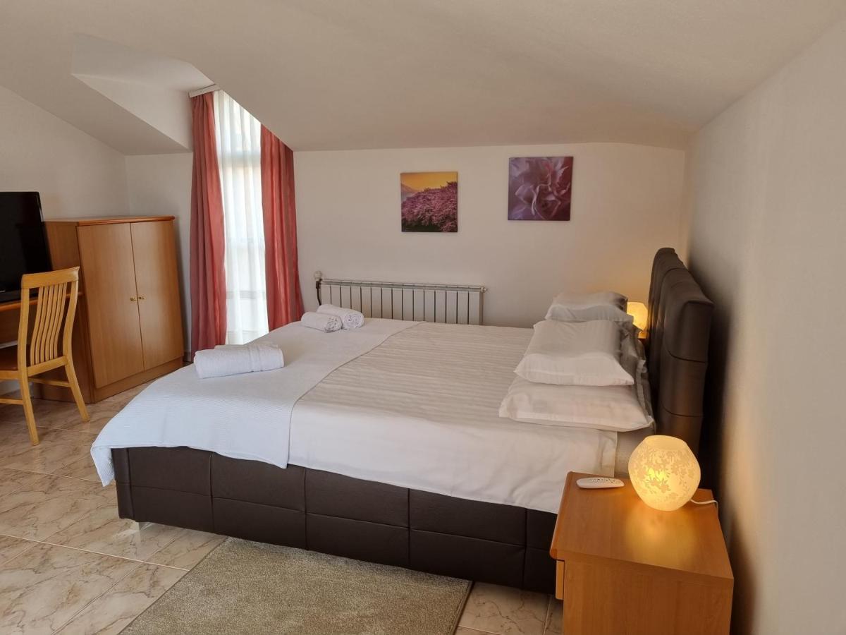 Apartma Katy Lägenhet Umag Exteriör bild